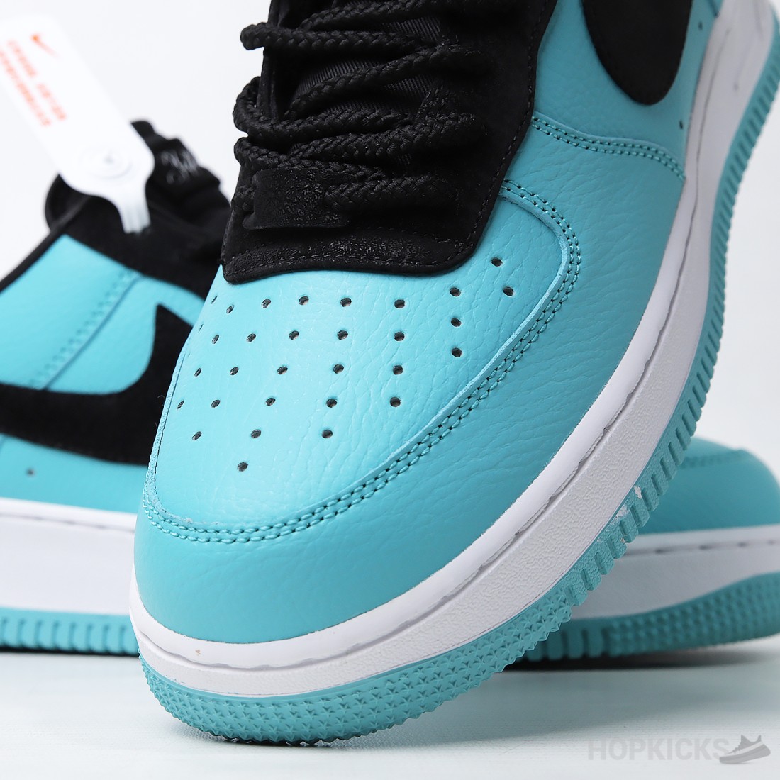 Tiffany & Co. x Air Force 1 Low 1837 'Family and Friends Tiffany & Co. x Air Force 1 Low 1837 'Family and Friends